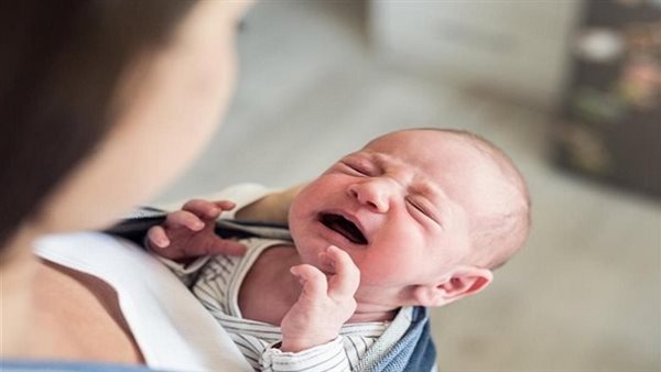 أعراض المغص عند الرضع
