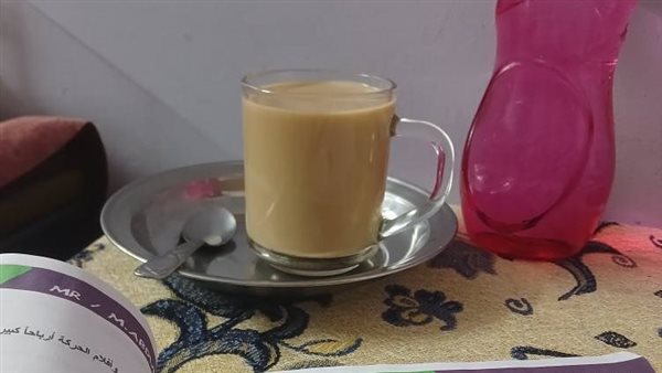 هل الشاي باللبن ضار؟